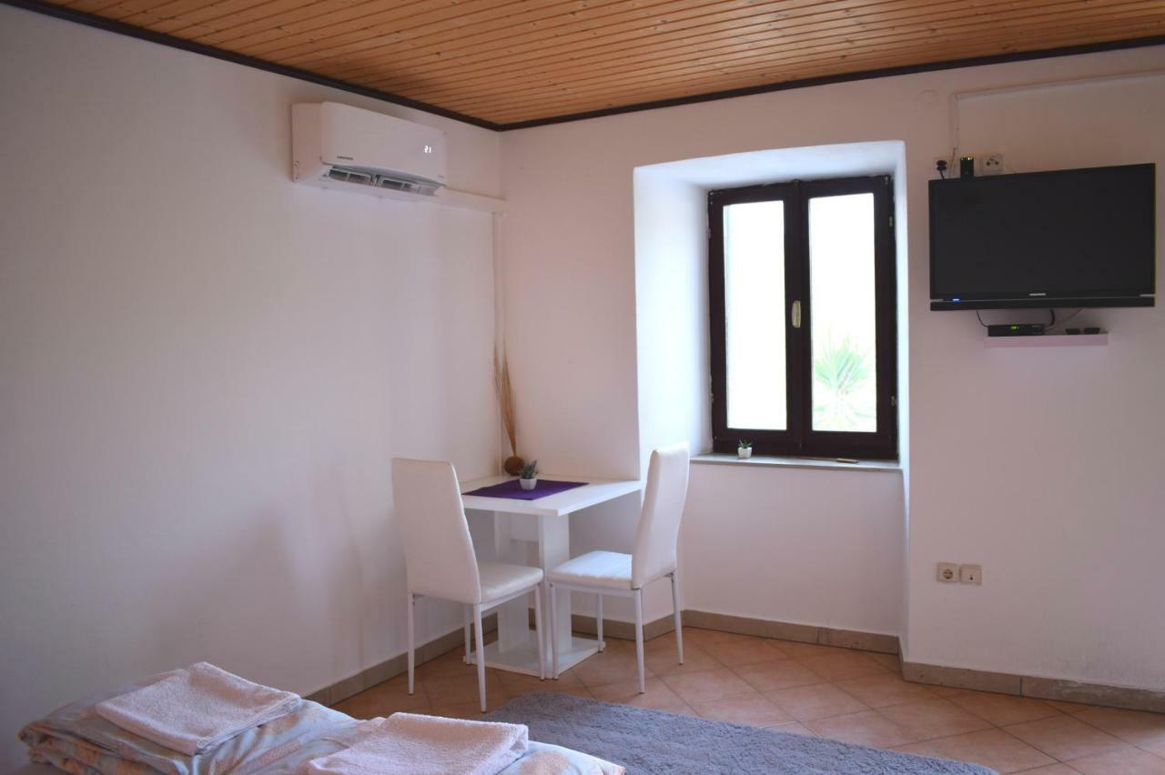 Bini Apartment